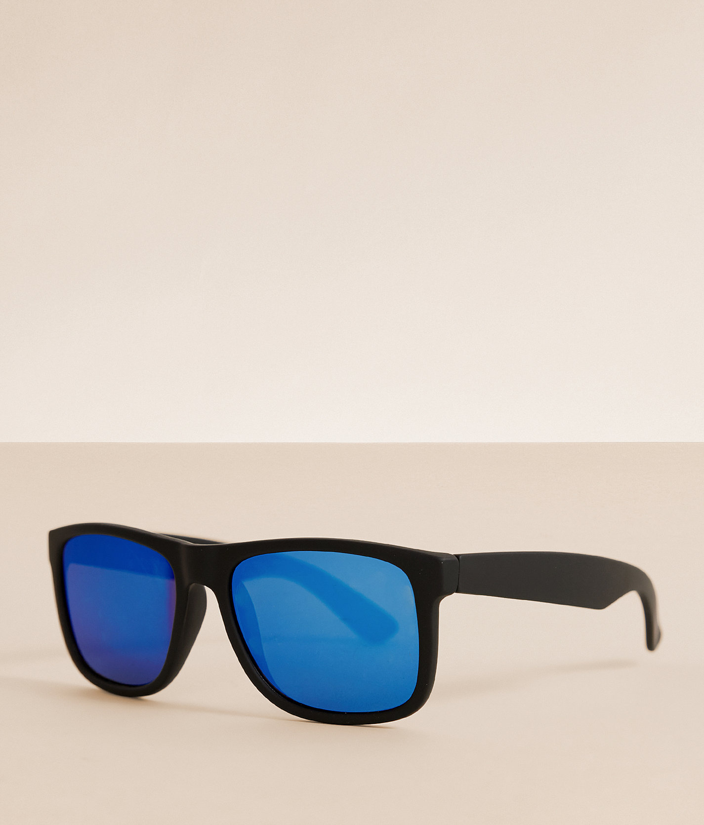 BKE Flat Sunglasses - Men's Sunglasses & Glasses in Black Blue