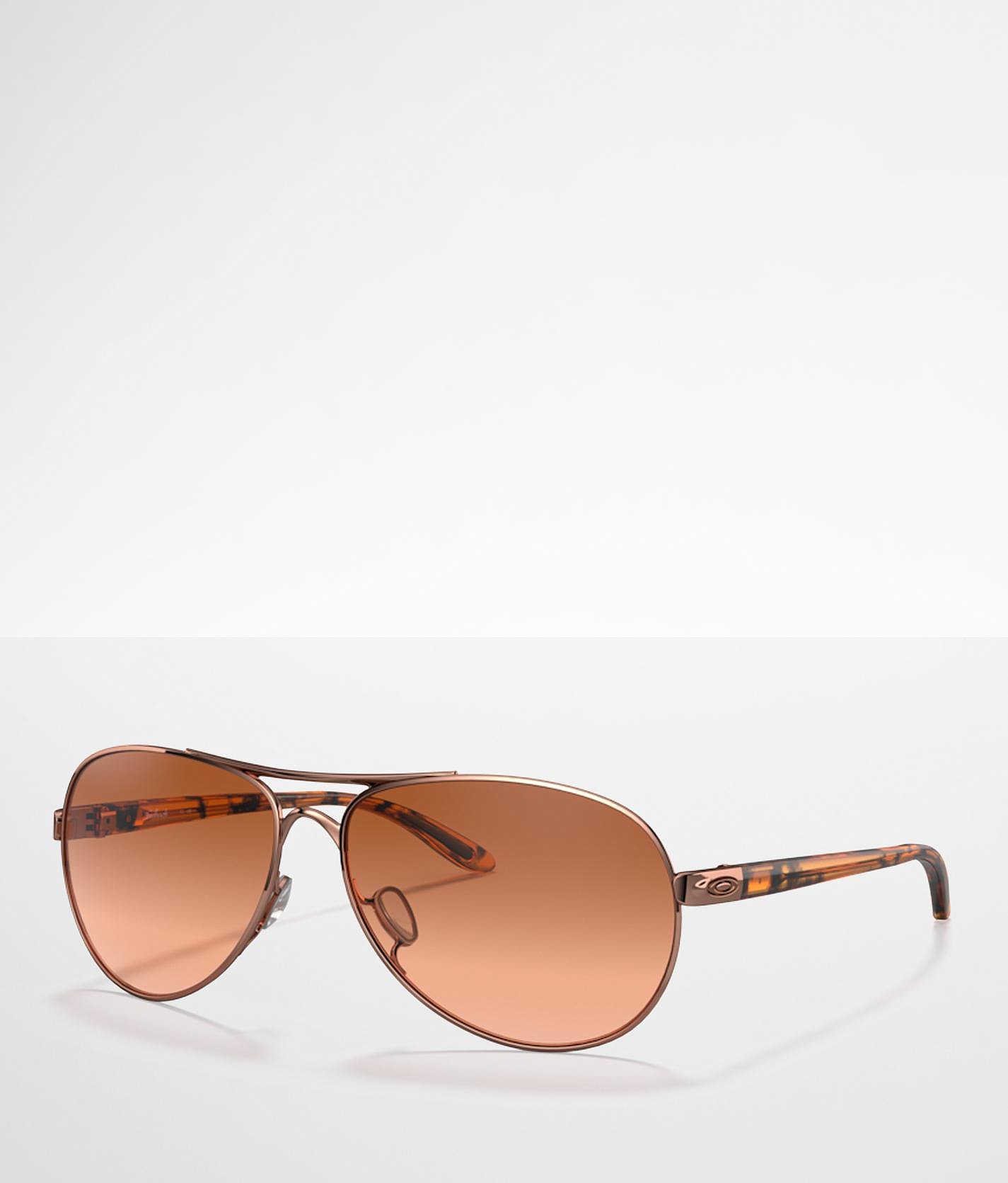 33fb08798d3c232e7f7dcaf98fc9cf71v3.jpg Oakley Feedback Sunglasses - Women's Sunglasses & Glasses in Rose Gold