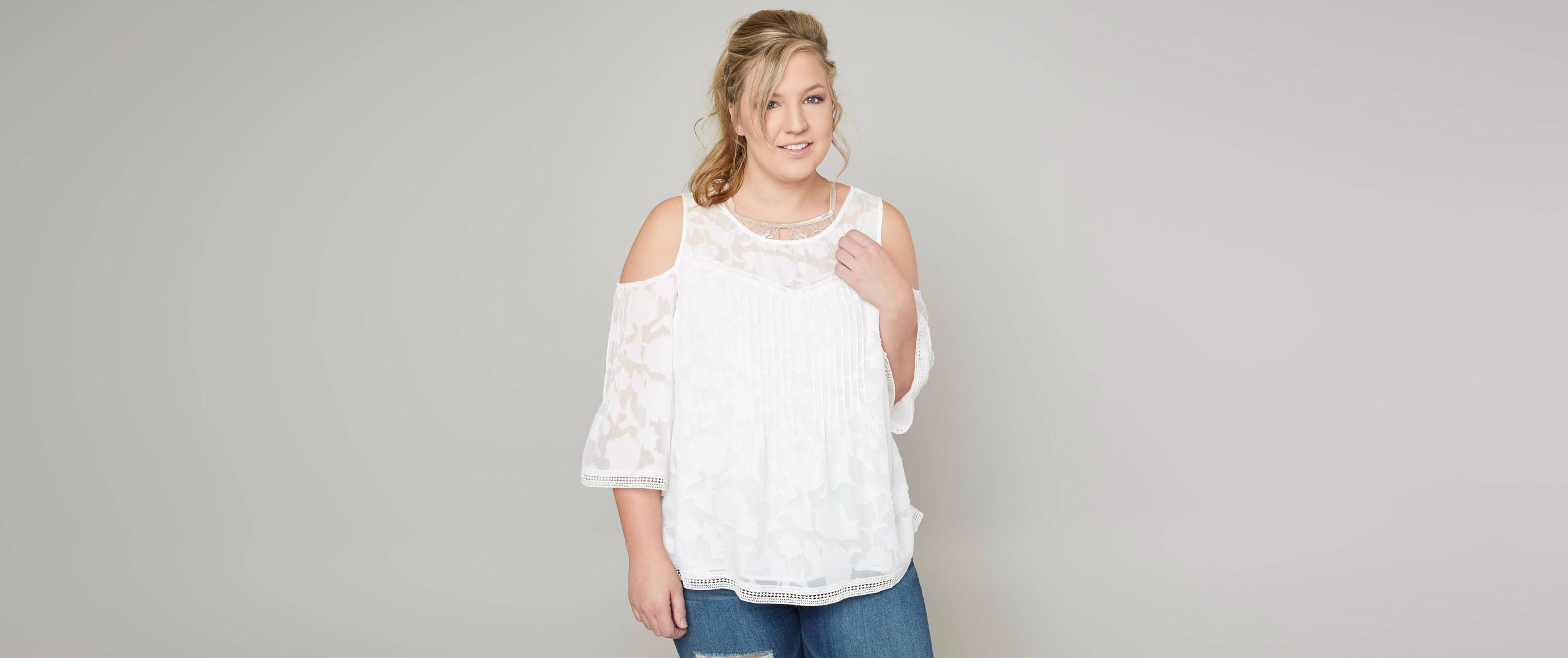 4ea2c86b92417574274b2018e764107av3.jpg Lucky Brand Cold Shoulder Top - Plus Size Only - Women's Shirts & Blouses in Lucky White