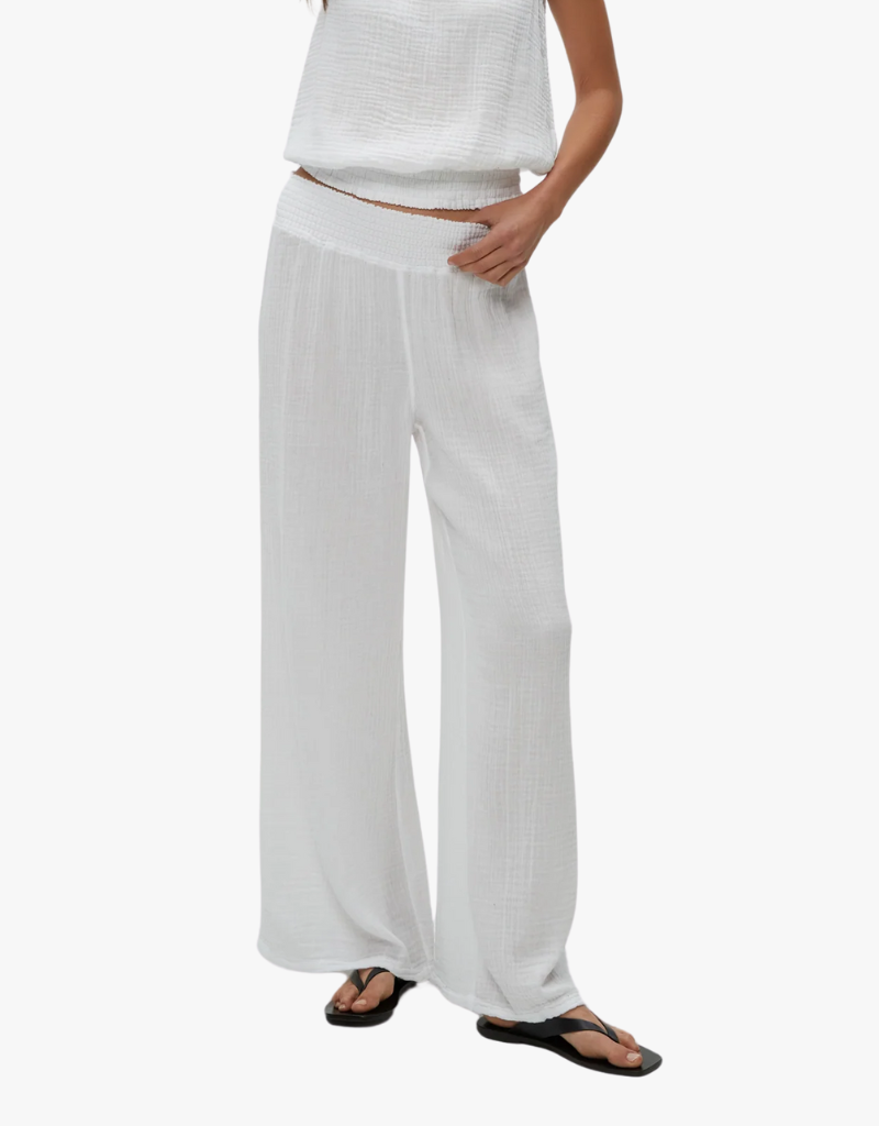 960d4029Susie_20Gauze_20Pants_20-_20White_20_282_29.png Michael Stars Susie Gauze Pants in White