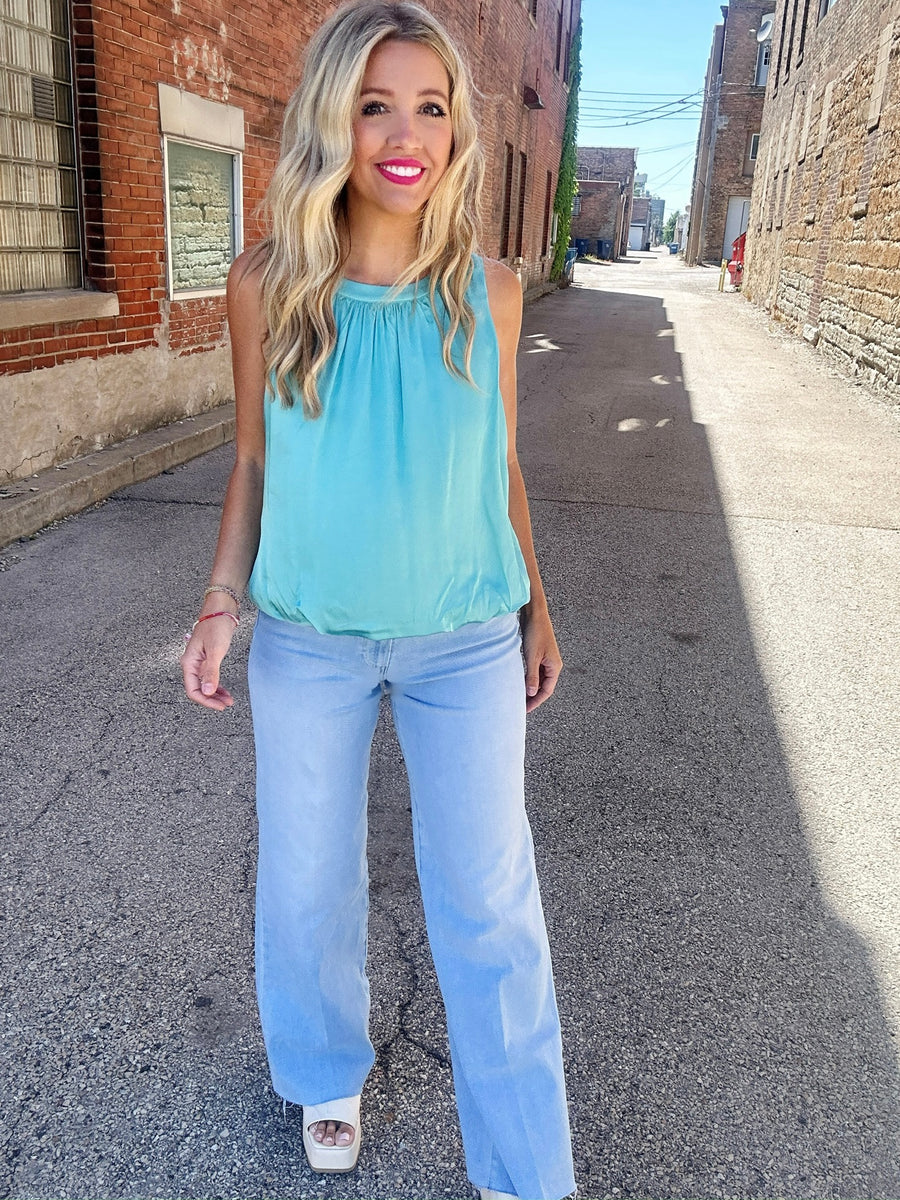 Paige Annessa 31" in Martini