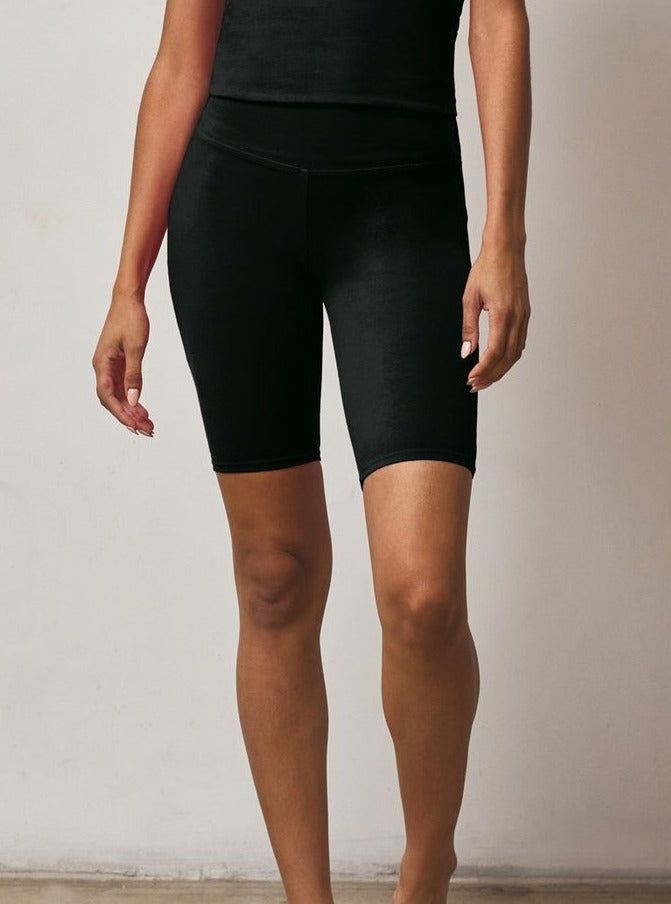 CSJ2000_BLACK_01-965978_700x_b1854a14-586c-4fe8-96b8-eef3ab52f487_1200x1200.jpg LA Made Crosby Bike Shorts
