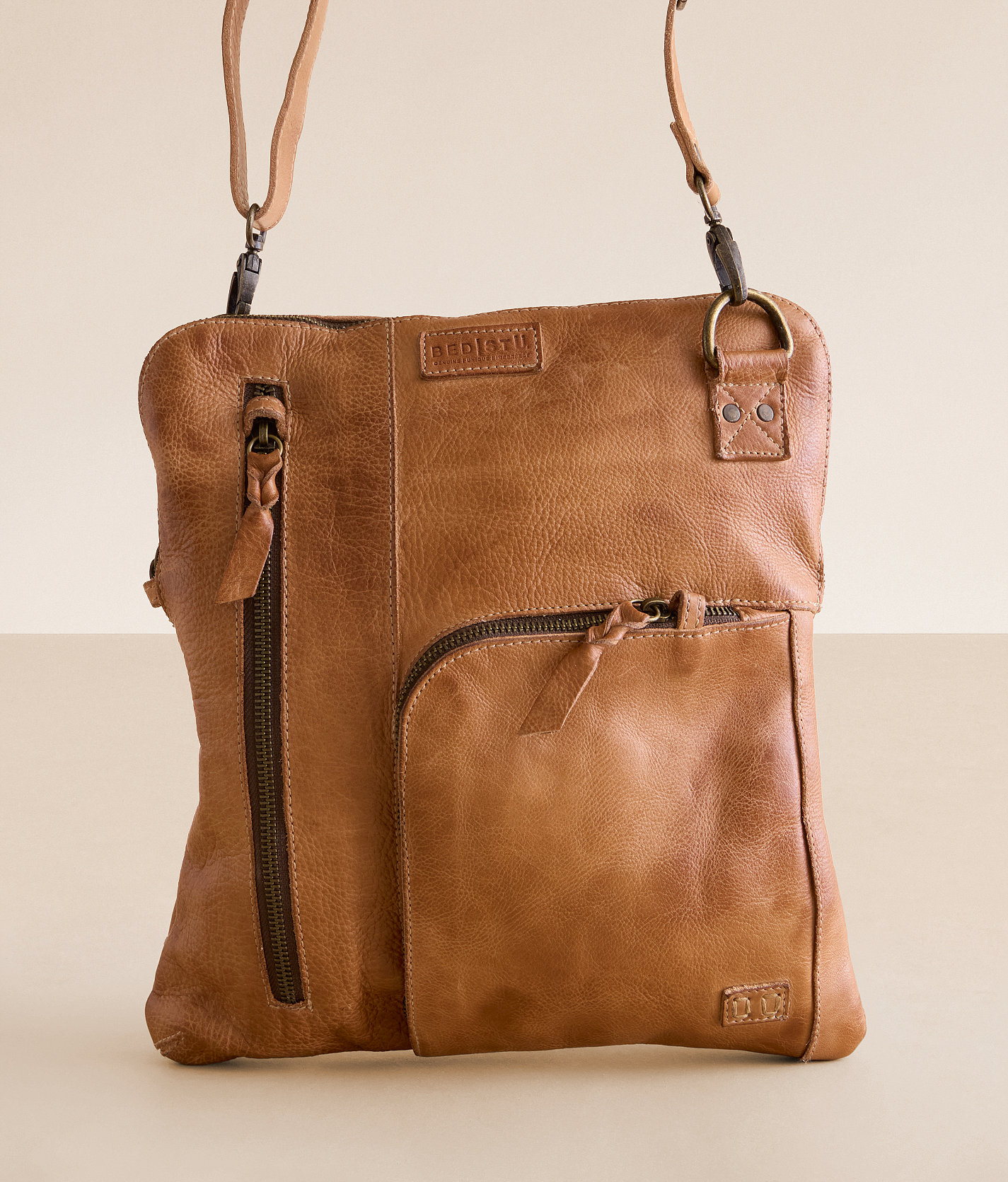 ae624e2be14f8963b4d66cbf2fddc0cdv3.jpg Bed Stu Aiken Crossbody Leather Purse - Women's Bags & Wallets in Tan Rustic