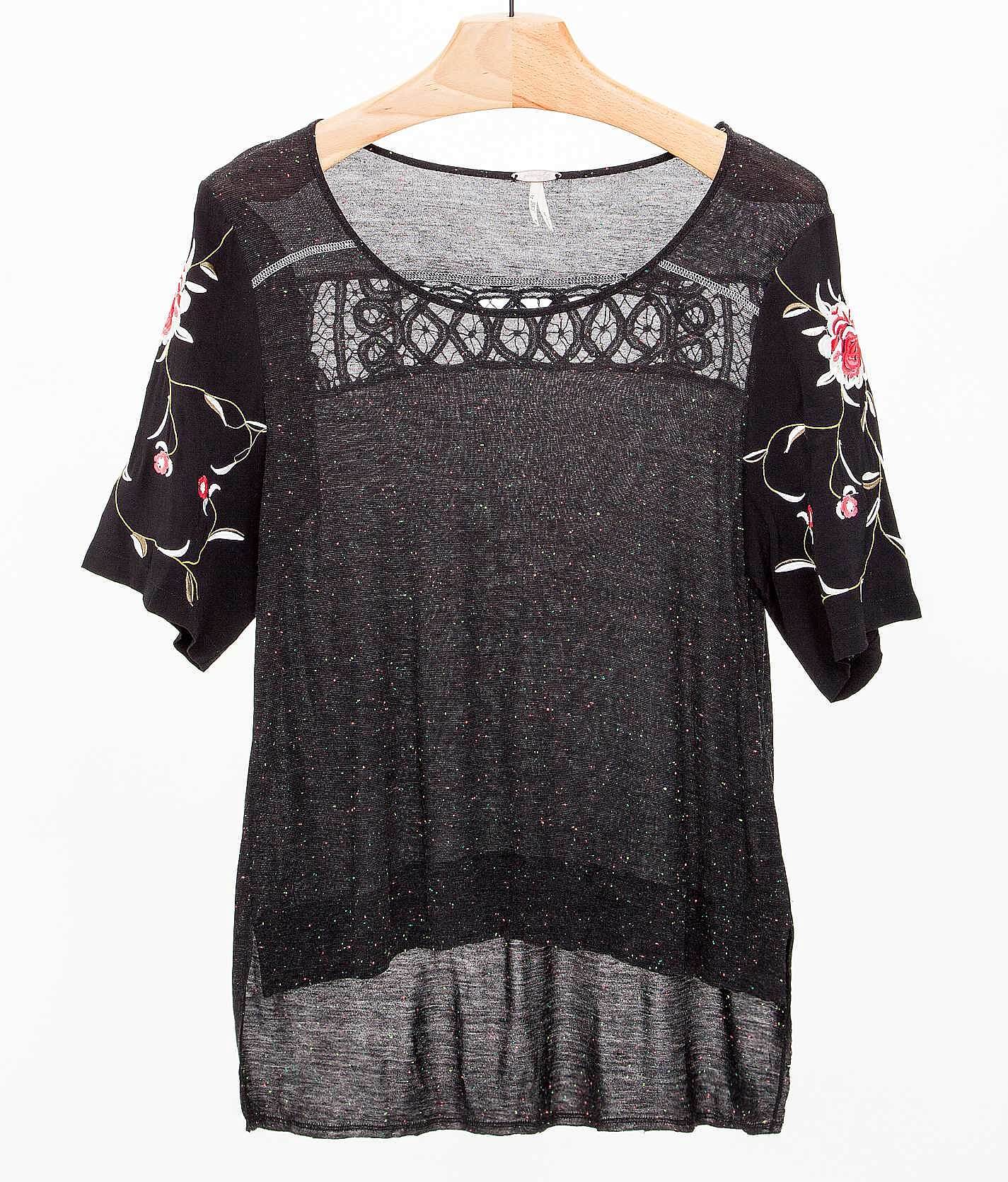 c8d09f728533c1f2fef4d120b27b6921v3.jpg Gimmicks Nubby Top - Women's Shirts & Blouses in Black