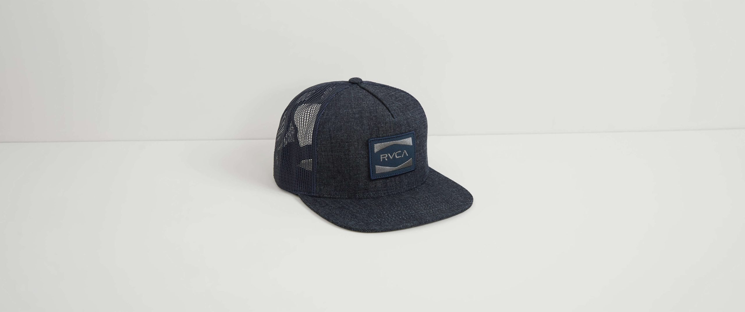 cc357eede87334e2c9210bf119150b90v3.jpg RVCA Cedars Trucker Hat - Men's Hats in Blue Denim