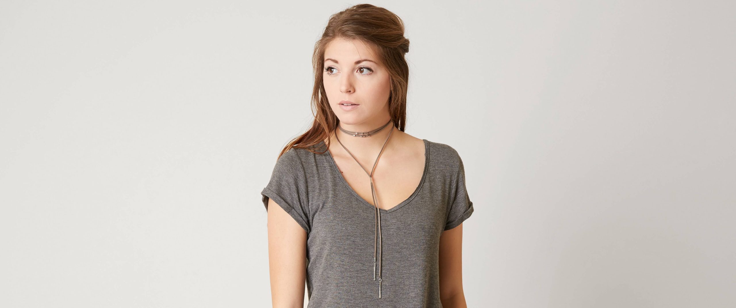 dbc87935d5117c0e1f4b9c9083ee06cev3.jpg BKE Necklace Set - Women's Jewelry in Grey Silver