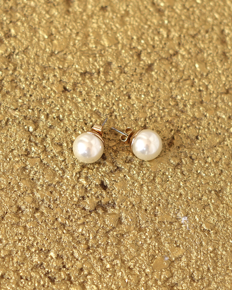 earrings-motherpearl.jpg Love White Pearl Earrings