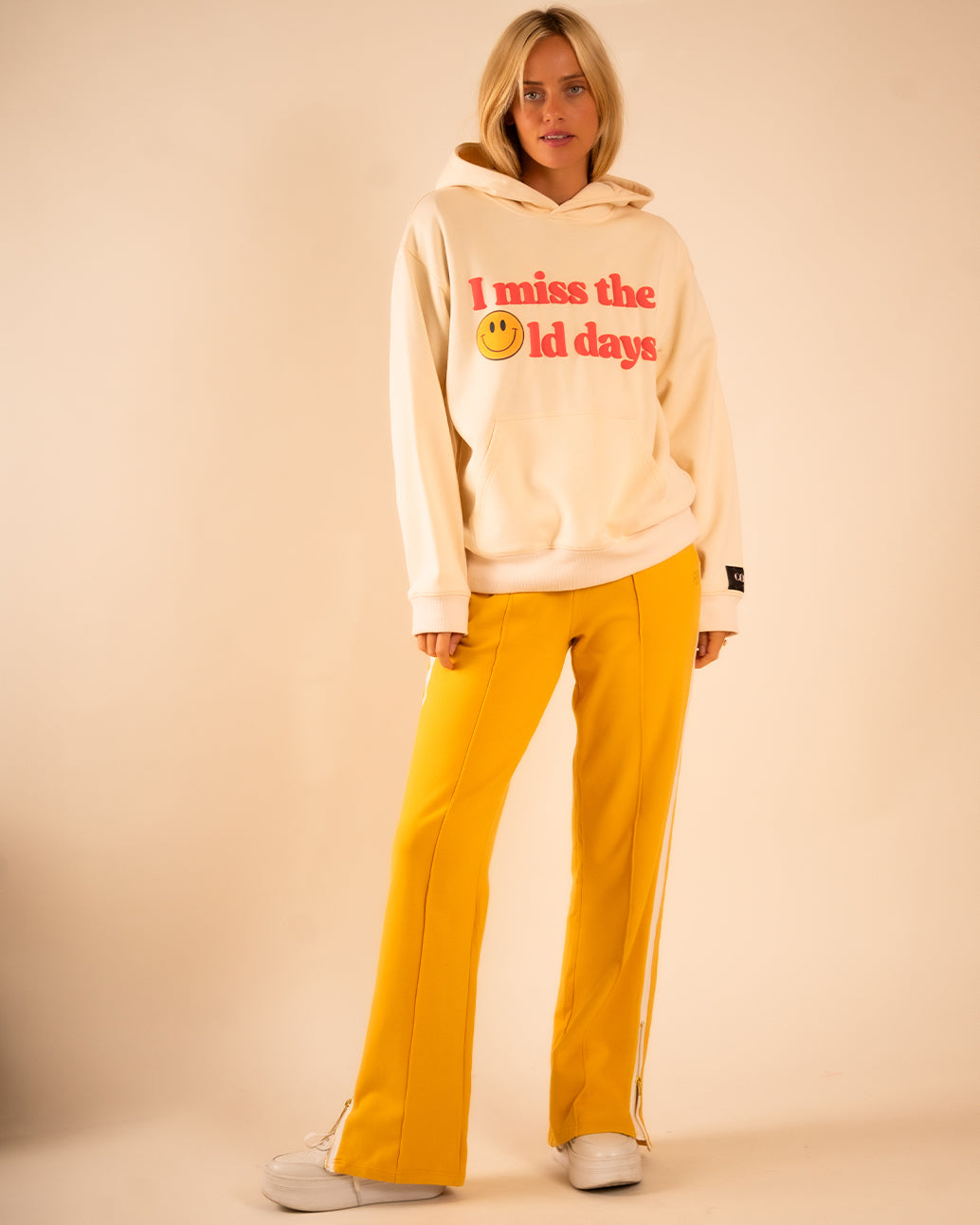 hoodie-misstheolddays.jpg Hendrix Hoodie I Miss The Old Days Ivory