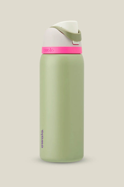 Owala FreeSip 32 oz Stainless Steel Water Bottle in Green
